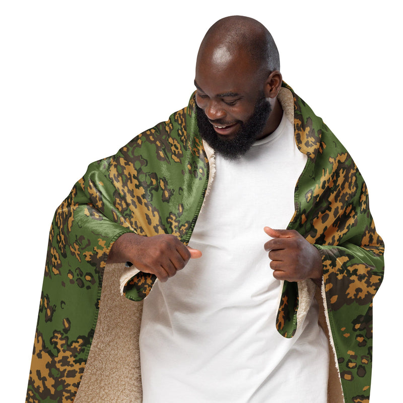 Partizan Summer CAMO Sherpa Blanket