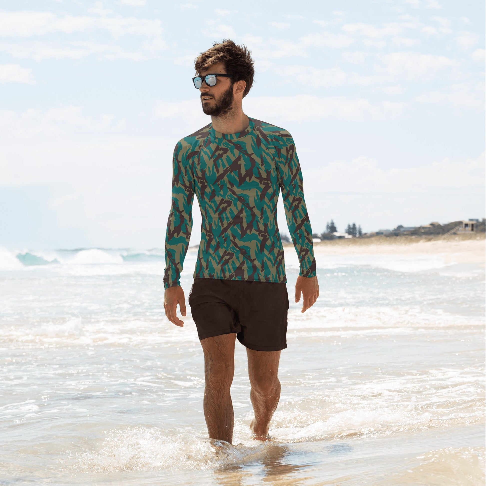 Russian Podlesok Tropical CAMO Mens Long-Sleeve Rash Guard - XS