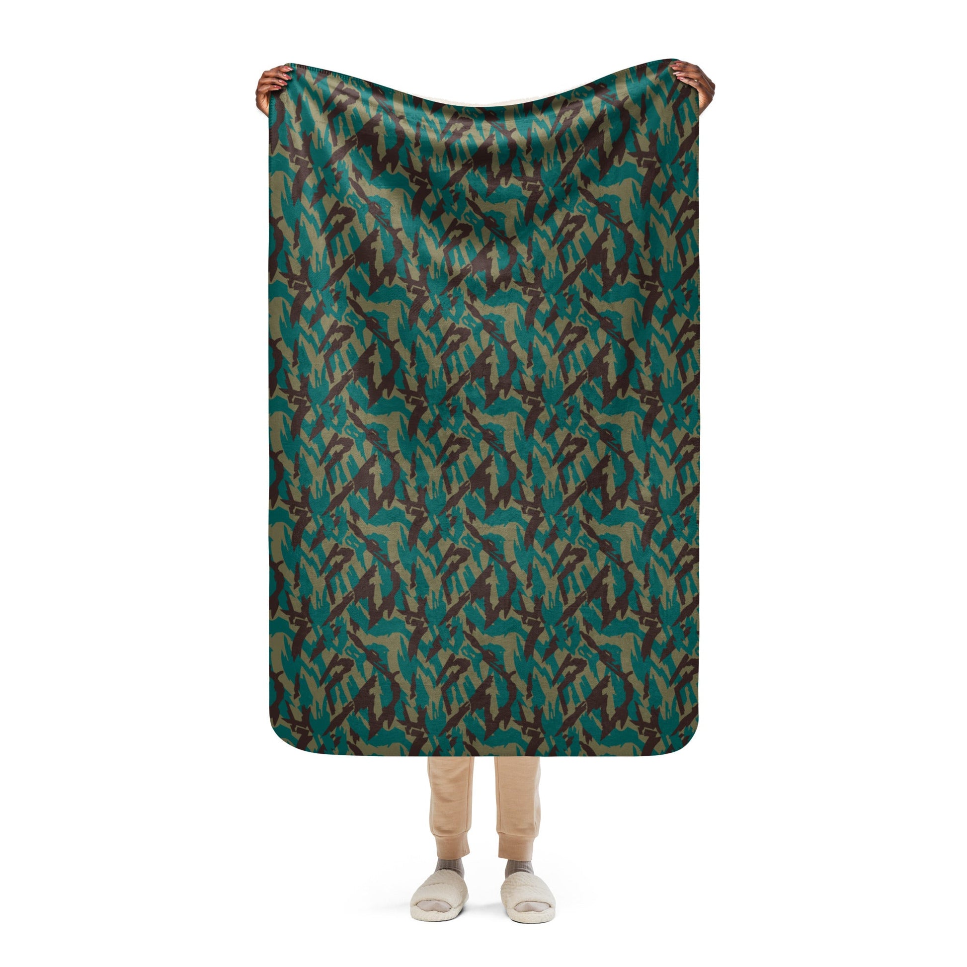 Russian Podlesok Tropical CAMO Sherpa blanket - 37″×57″ - Blankets