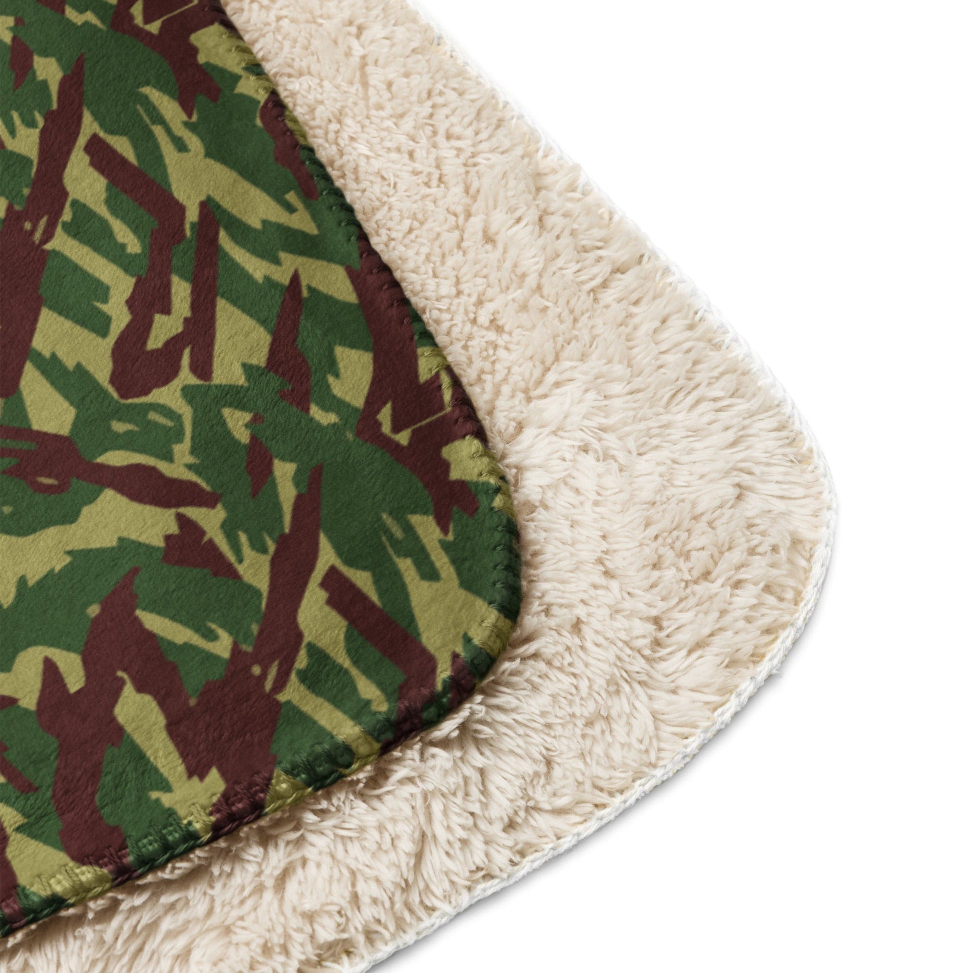 Russian Podlesok Woodland CAMO Sherpa blanket - Blankets