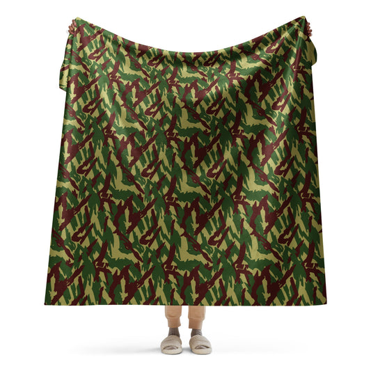 Russian Podlesok Woodland CAMO Sherpa blanket - 60″×80″ - Blankets