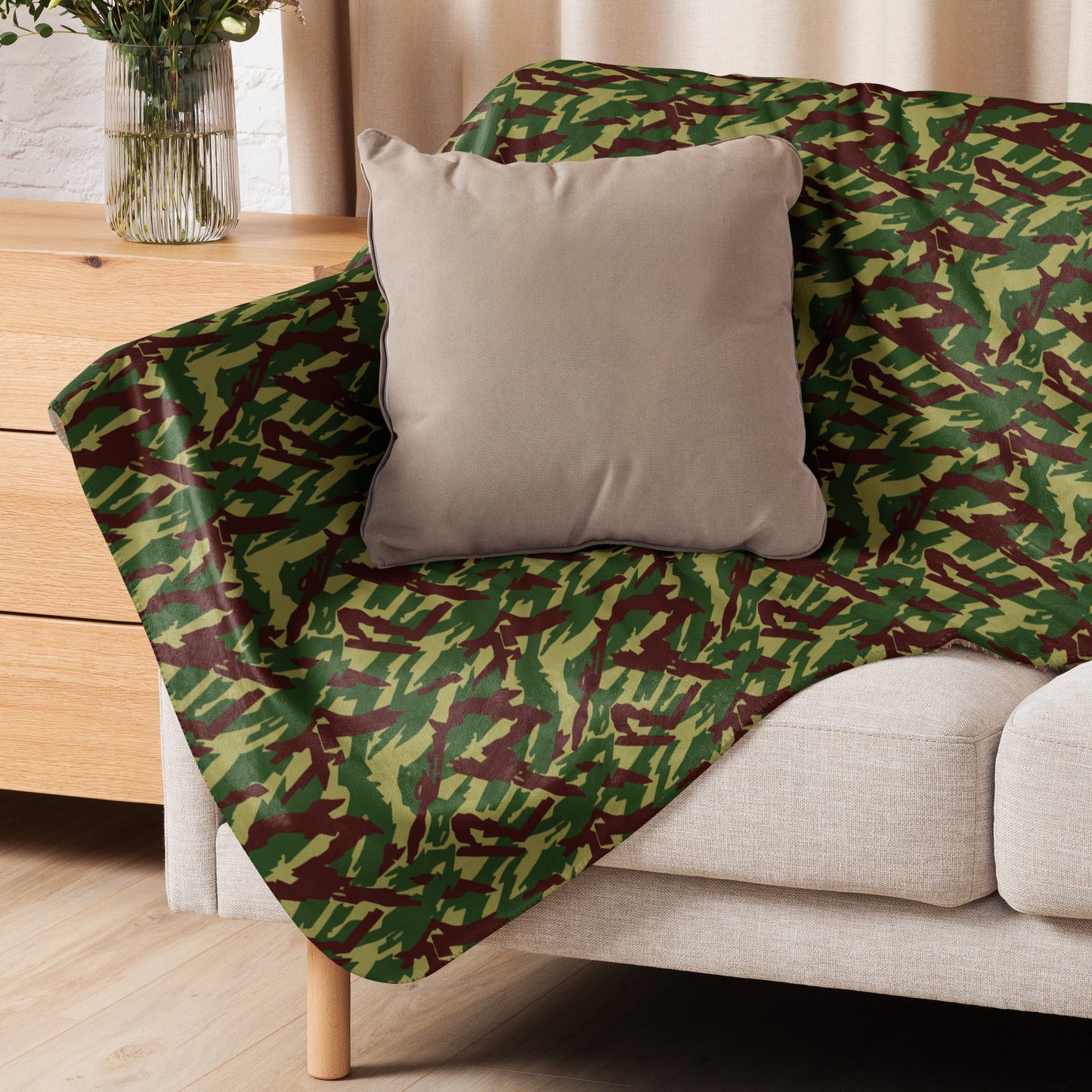 Russian Podlesok Woodland CAMO Sherpa blanket - Blankets