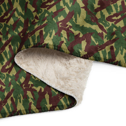 Russian Podlesok Woodland CAMO Sherpa blanket - Blankets