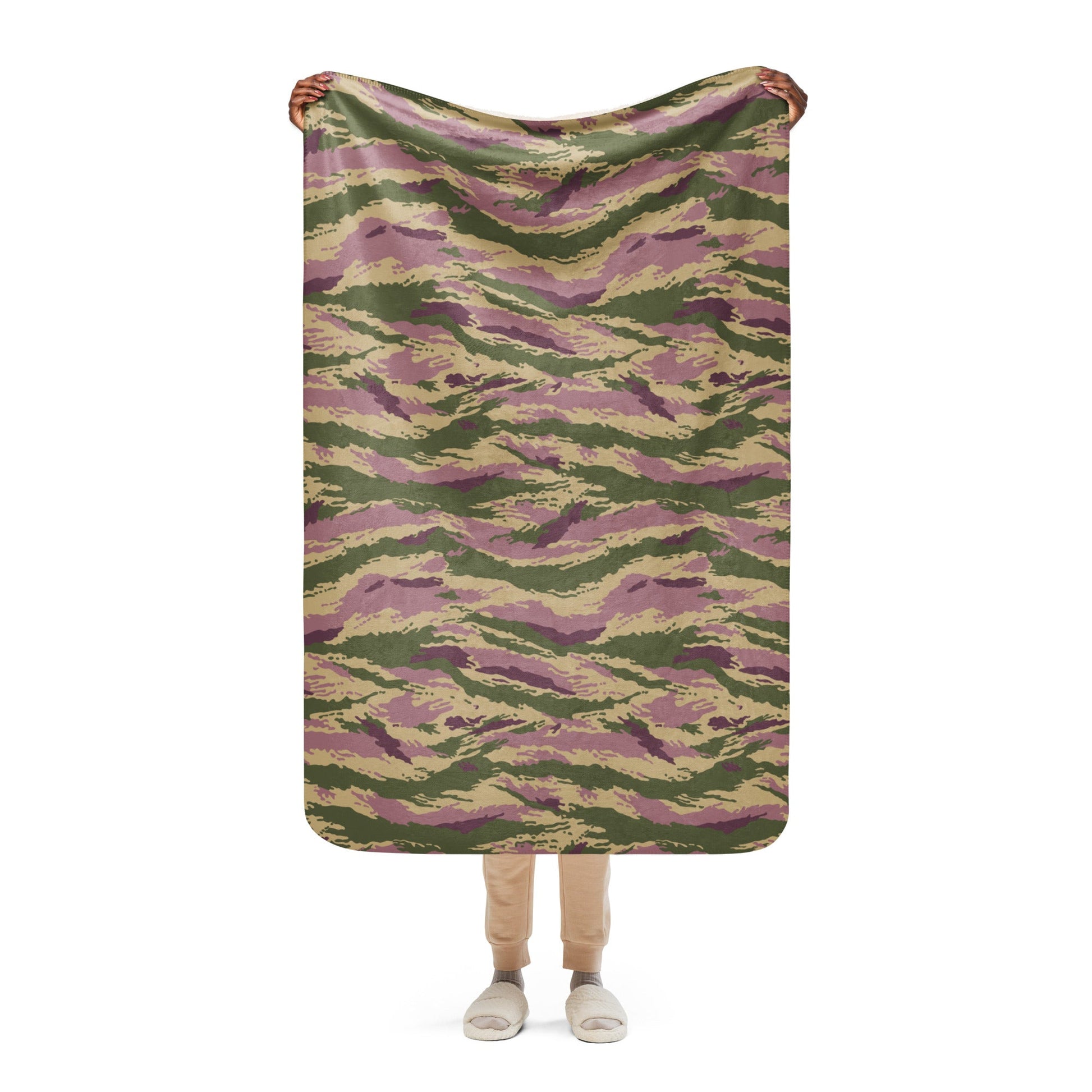 Russian Tiger Stripe Kamysh PFO CAMO Sherpa blanket - 37″×57″ - Blankets