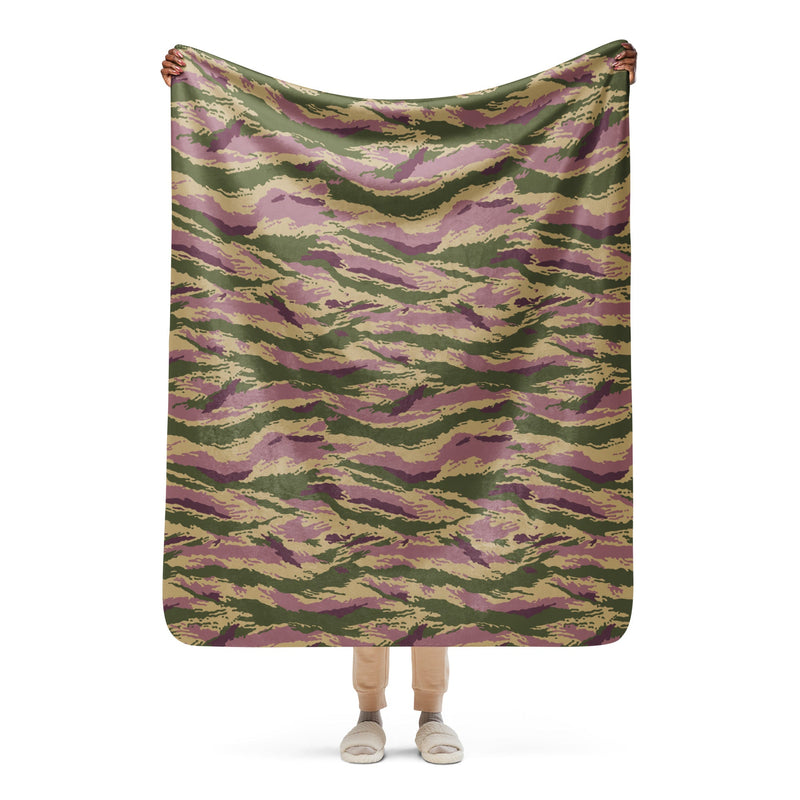 Tiger Stripe Kamysh Rosewood CAMO Sherpa Blanket - 50″×60″