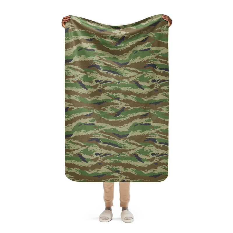 Tiger Stripe Kamysh REX CAMO Sherpa Blanket - 37″×57″
