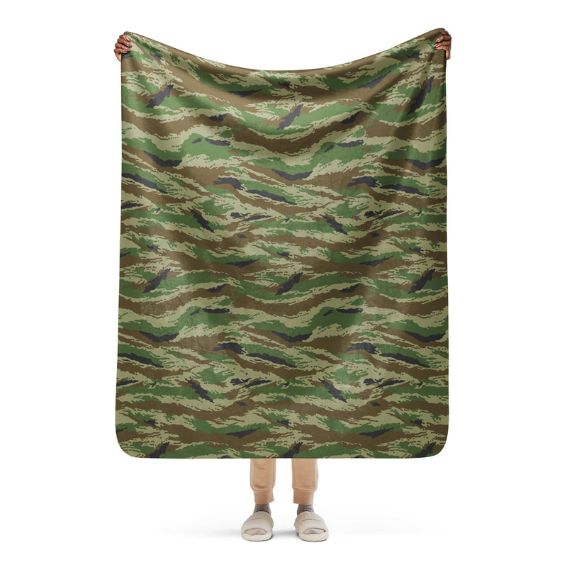 Tiger Stripe Kamysh REX CAMO Sherpa Blanket - 50″×60″