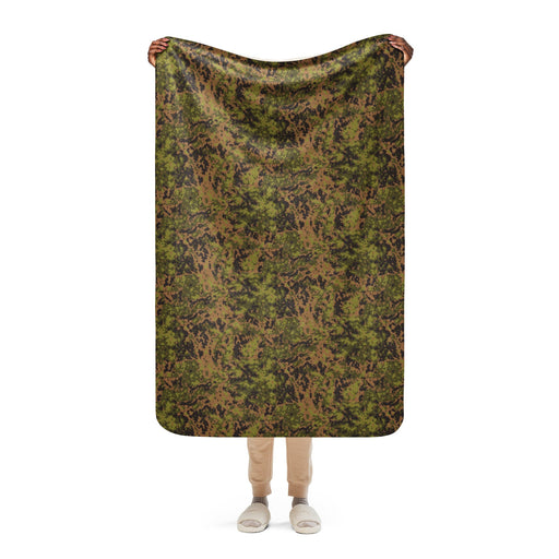 Yeger Hunter Russian CAMO Sherpa Blanket - 37″×57″
