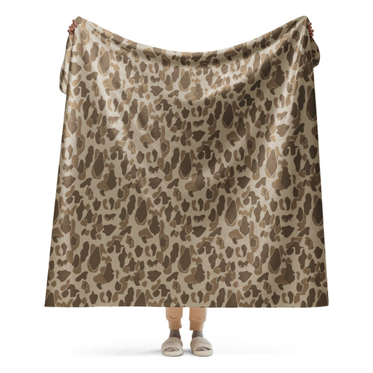 Sandbeach Frog Skin CAMO Sherpa blanket - 60″×80″ - Blanket