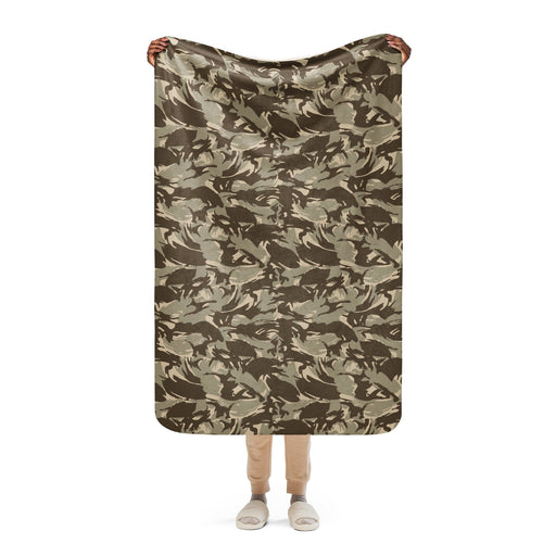 DPM Saudi Desert CAMO Sherpa Blanket - 37″×57″