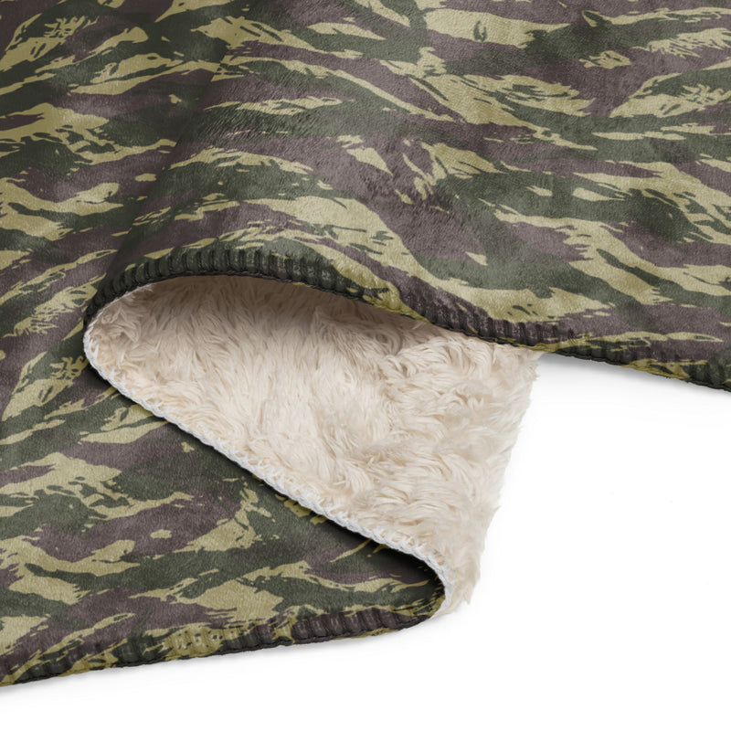 Lizard Serbian Arkan CAMO Sherpa Blanket