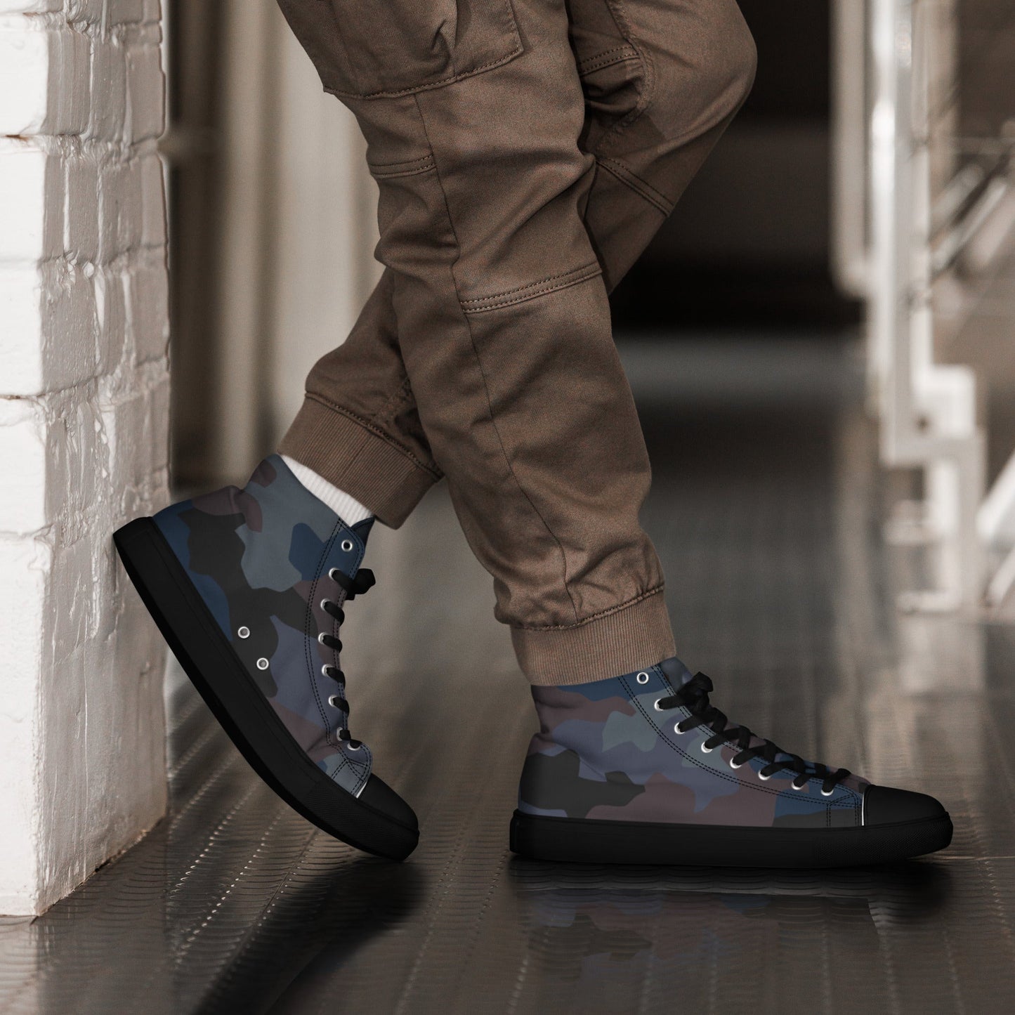 Serbian Oak Leaf Urban CAMO Mens High-Top Canvas Shoes - 5