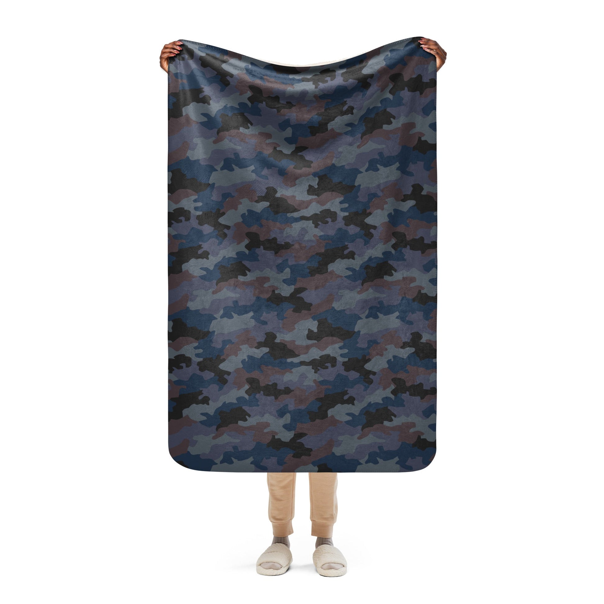 Serbian Oak Leaf Urban CAMO Sherpa Blanket - 37″×57″