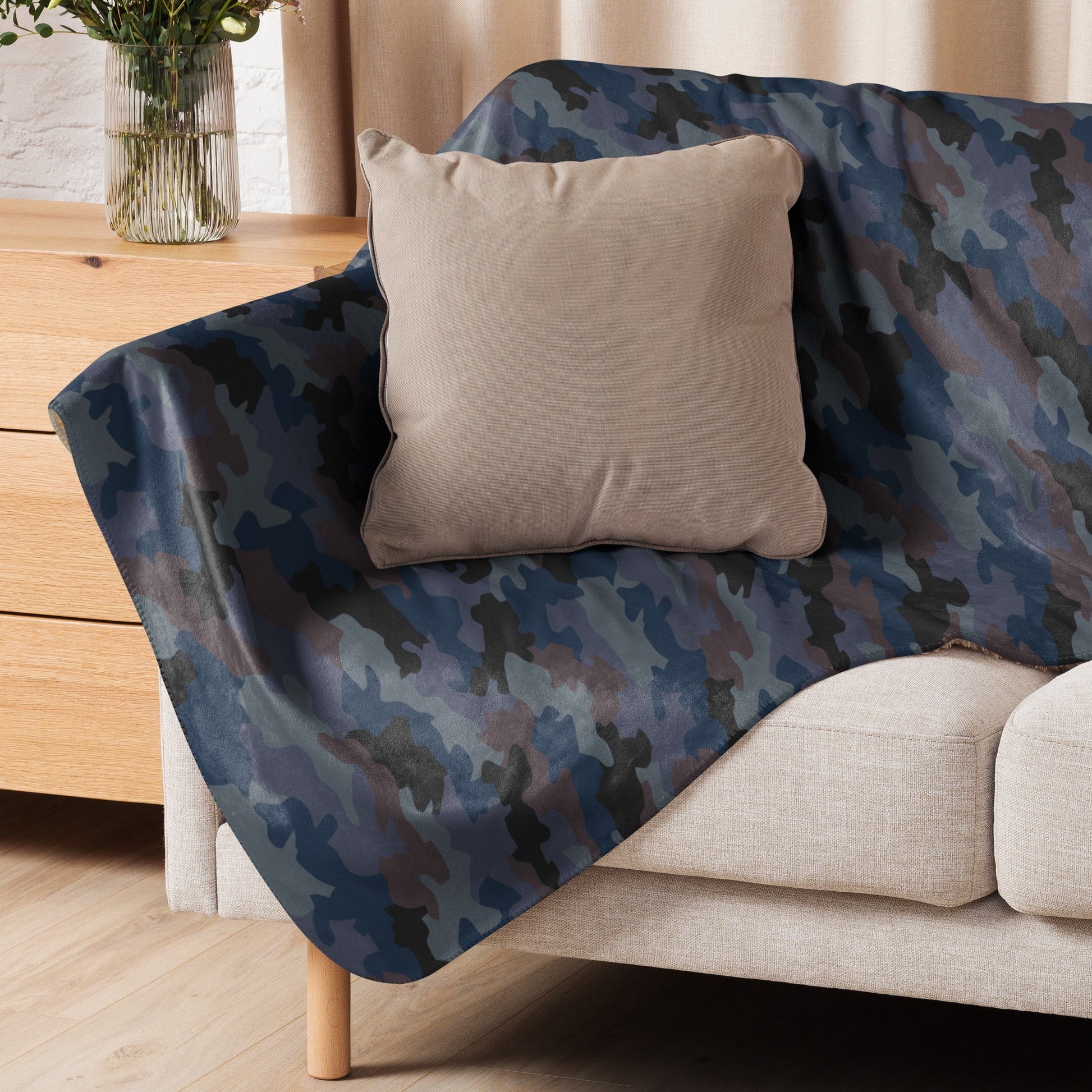 Serbian Oak Leaf Urban CAMO Sherpa Blanket