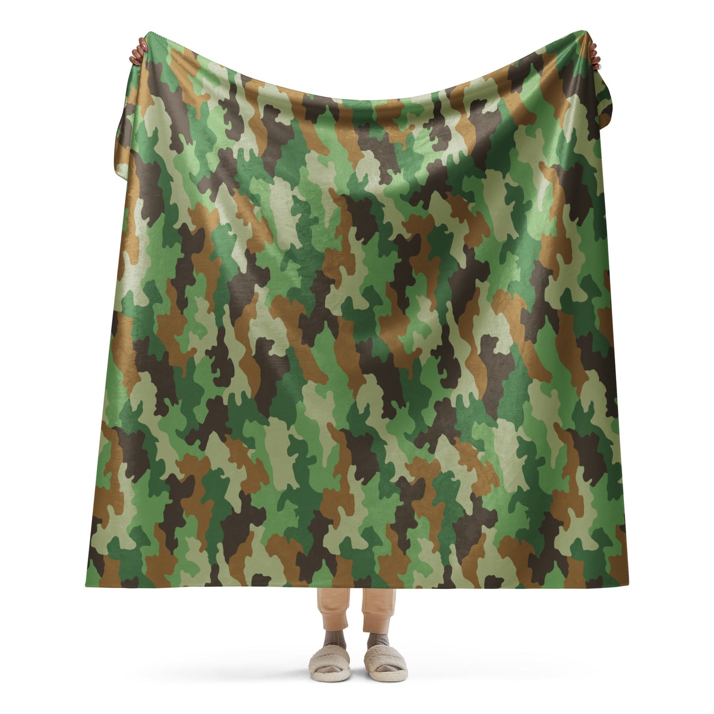 Serbian Oak Leaf Woodland CAMO Sherpa blanket - 60″×80″ - Blanket