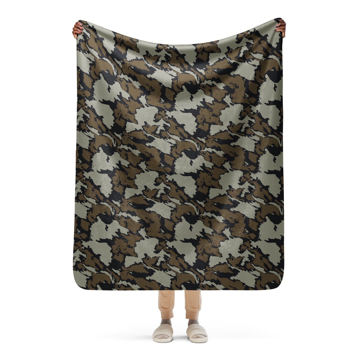 Shadow Timber CAMO Sherpa blanket - 50″×60″ - Blankets