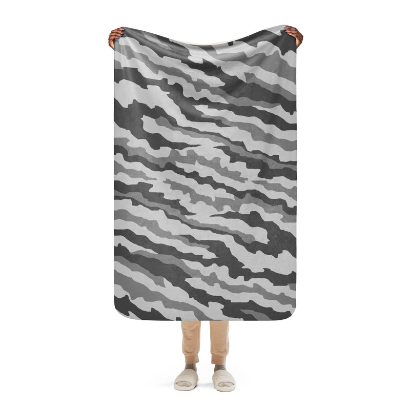 Urban Diagonal Stripe CAMO Sherpa Blanket - 37″×57″