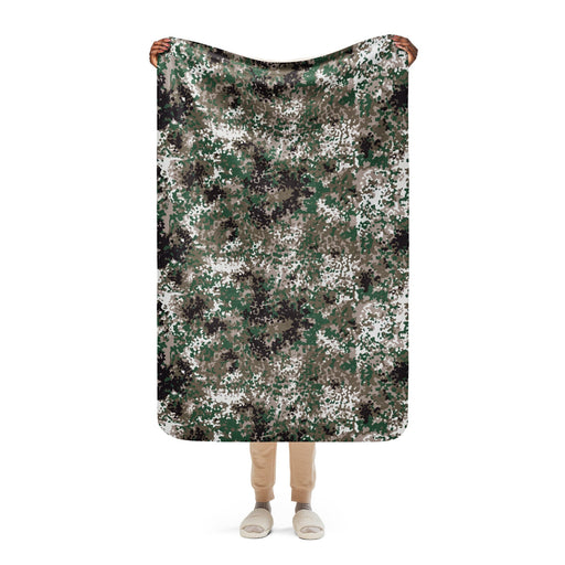 Snowtarn CAMO Sherpa Blanket - 37″×57″