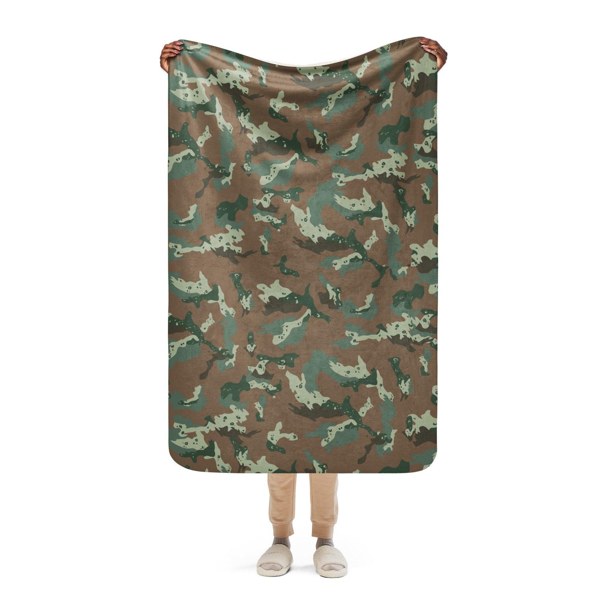 South African Chocolate Chip Soldier 2000 CAMO Sherpa Blanket - 37″×57″