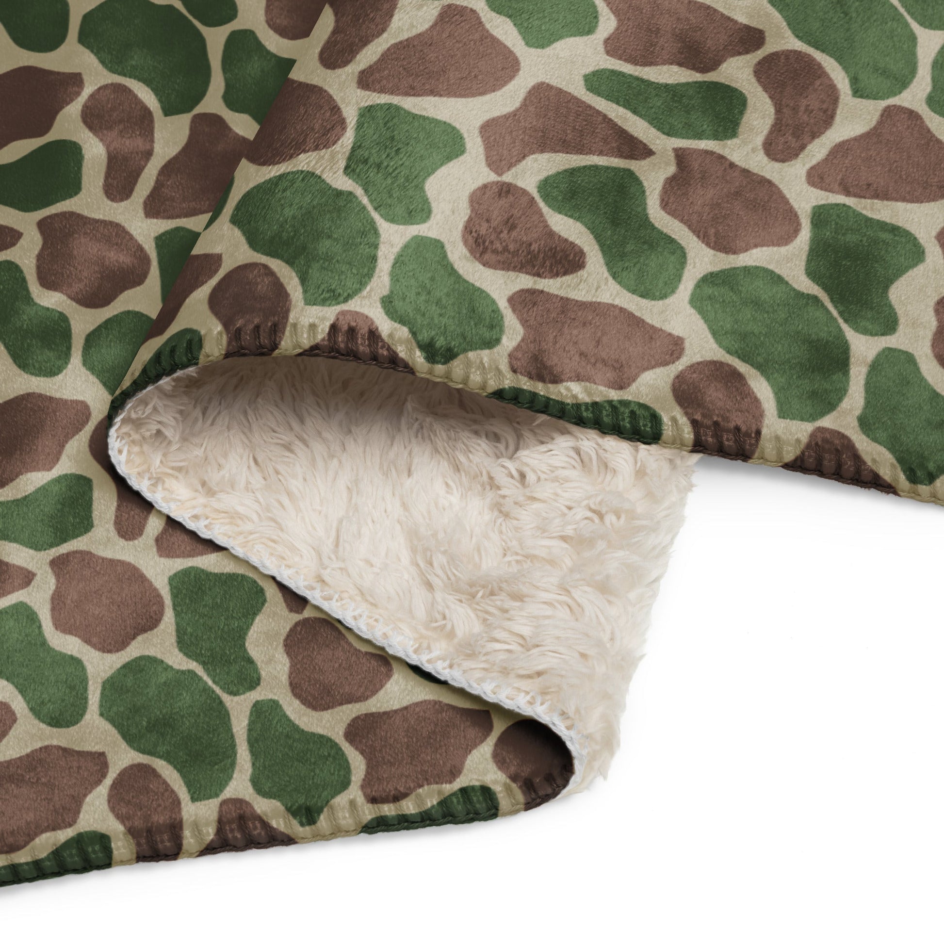 South African Kangwane Giraffe CAMO Sherpa blanket - Blankets