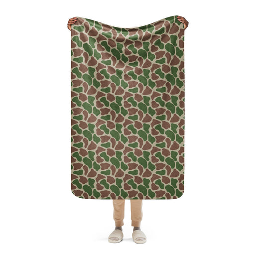 Giraffe Kangwane South African CAMO Sherpa Blanket - 37″×57″
