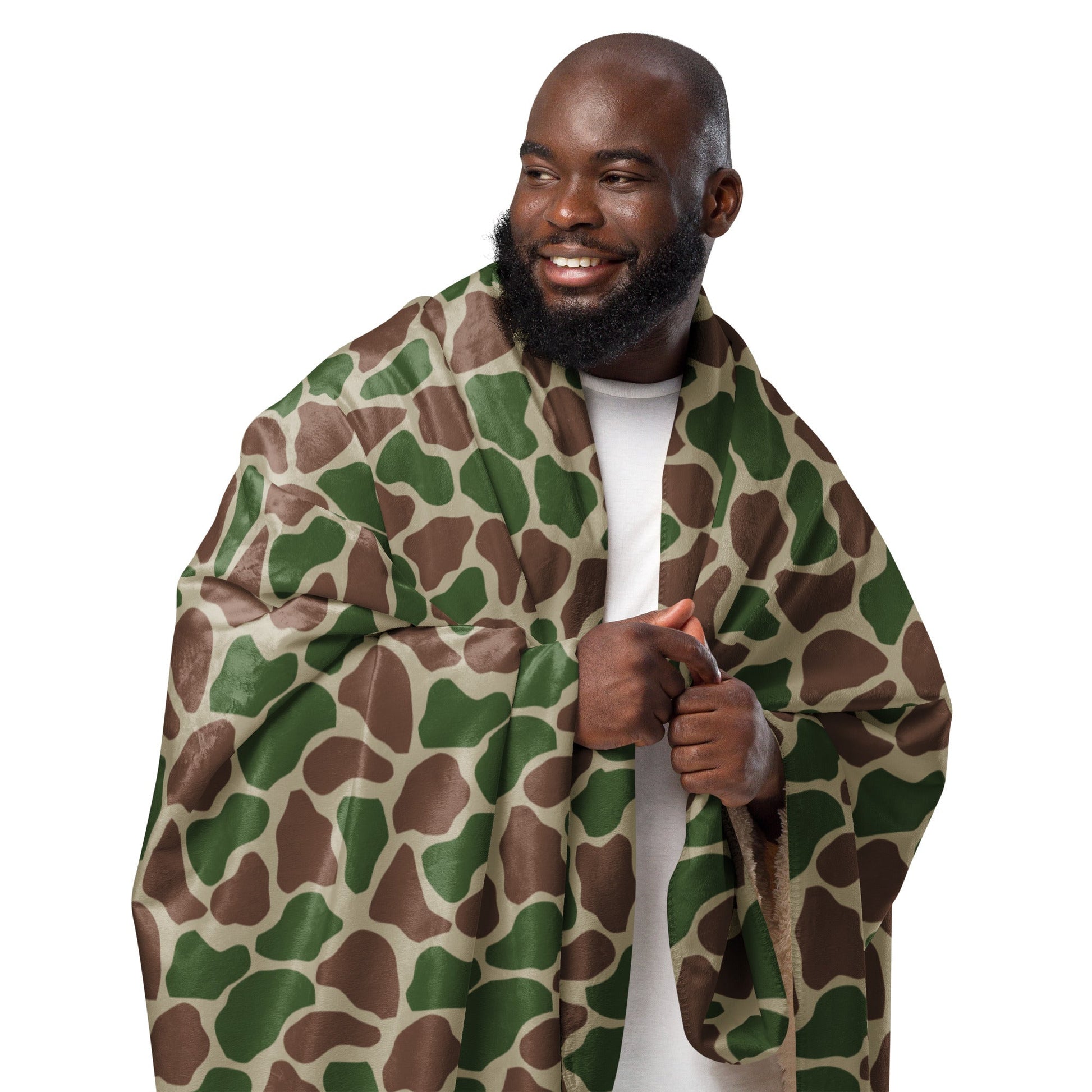 South African Kangwane Giraffe CAMO Sherpa blanket - Blankets