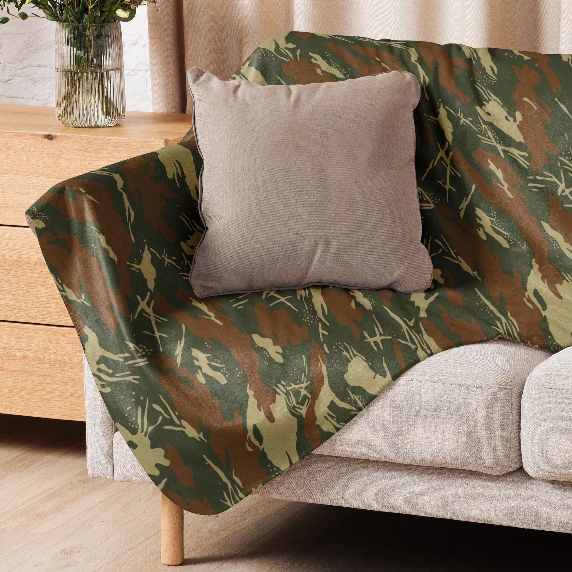 South African SWAPOL KOEVOET CAMO Sherpa blanket Blankets