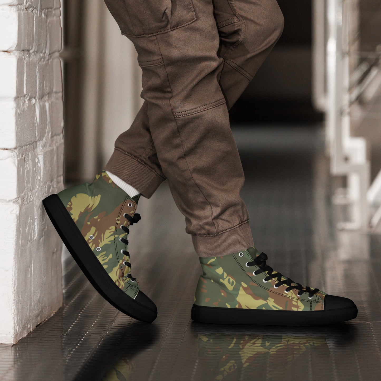 South African Transkei CAMO Mens High-Top Canvas Shoes - 5