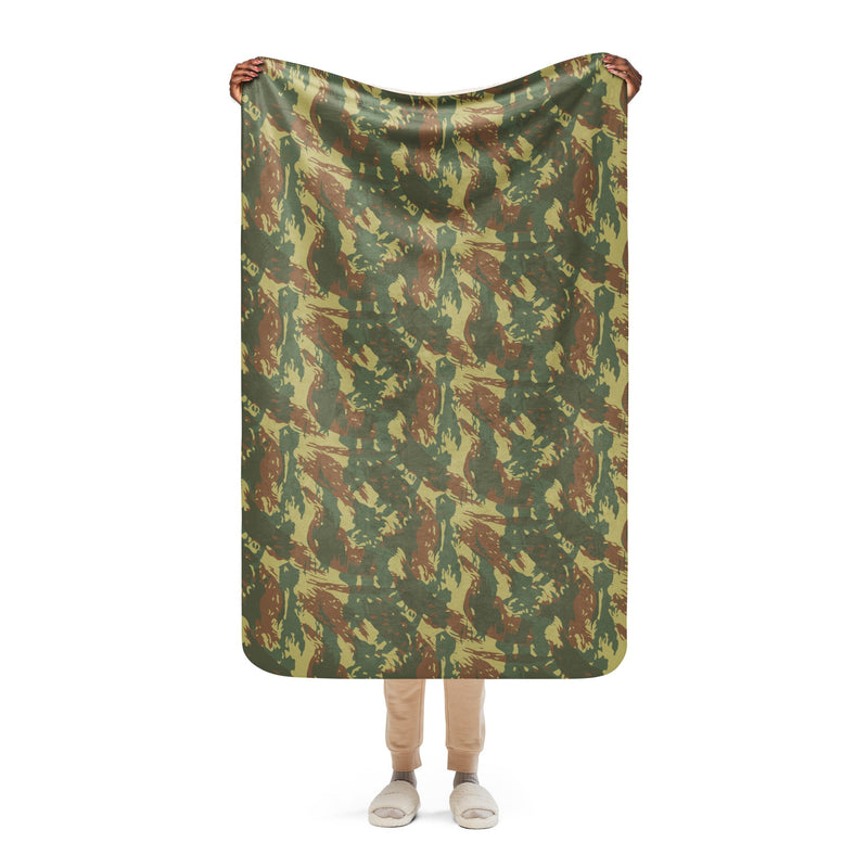 Brushstroke Transkei South African CAMO Sherpa Blanket - 37″×57″
