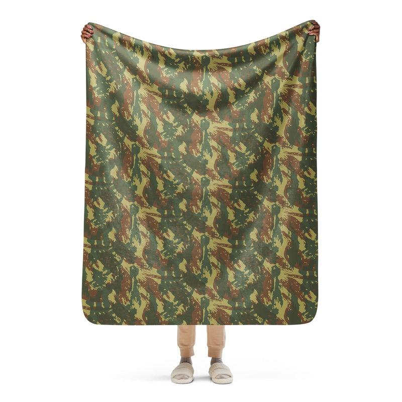 Brushstroke Transkei South African CAMO Sherpa Blanket - 50″×60″