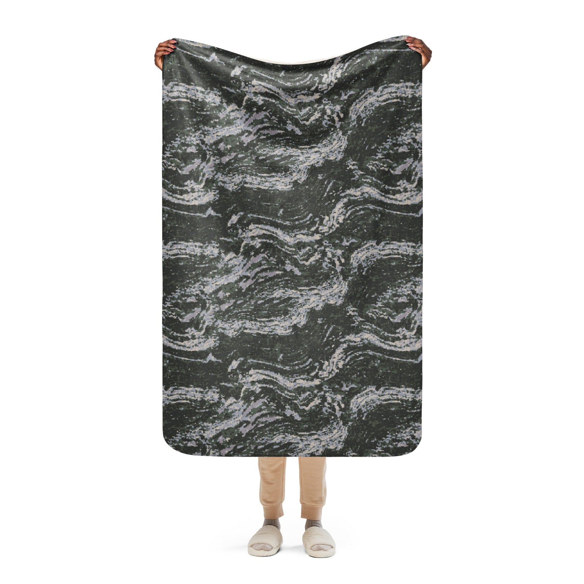 South Korean ROK Digital Tiger Stripe CAMO Sherpa blanket - 37″×57″ - Blankets