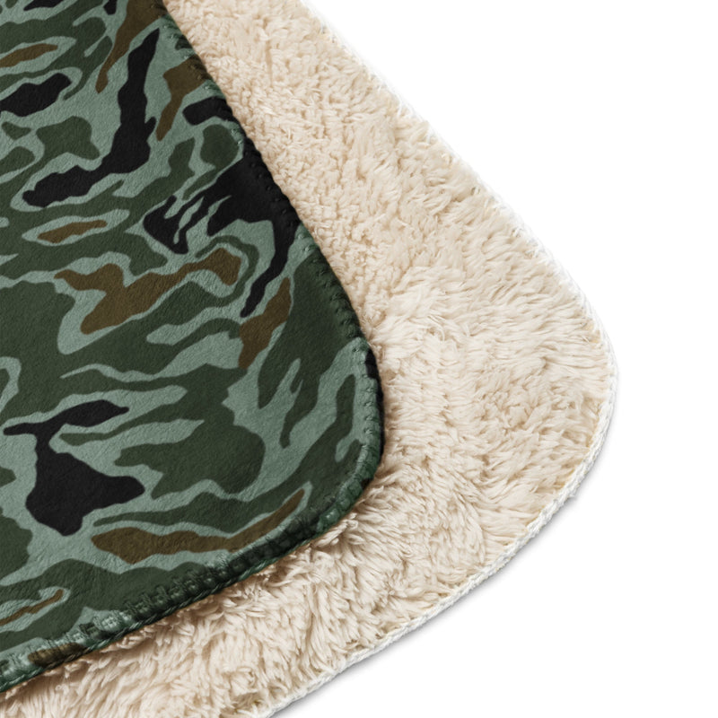 Noodle Swirl South Korean CAMO Sherpa Blanket