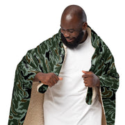 Noodle Swirl South Korean CAMO Sherpa Blanket
