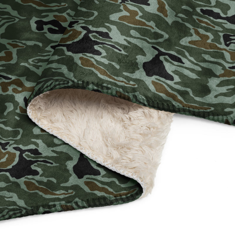 Noodle Swirl South Korean CAMO Sherpa Blanket