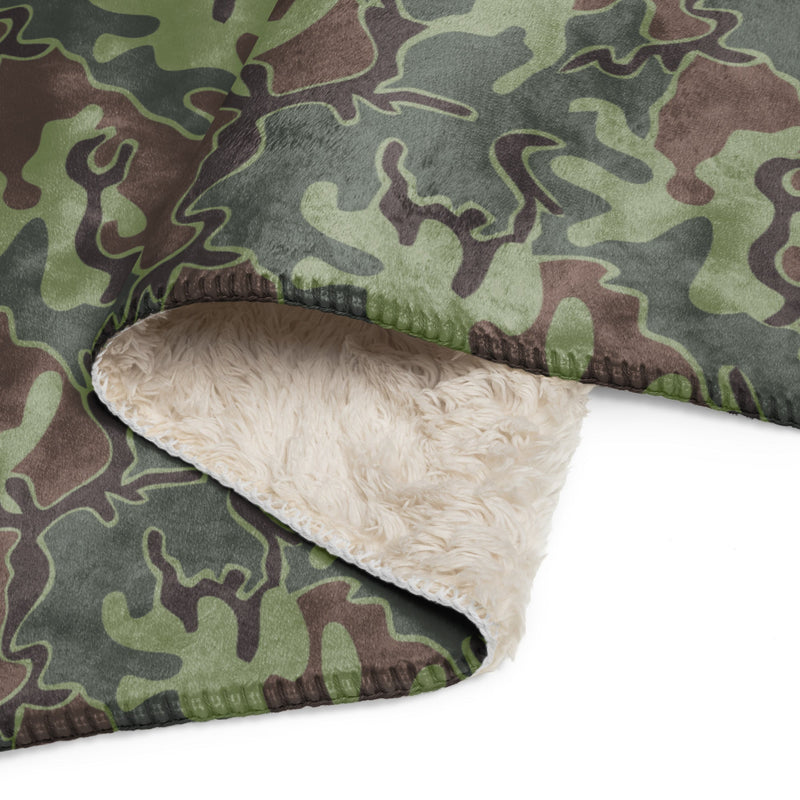Puzzle South Korean CAMO Sherpa Blanket