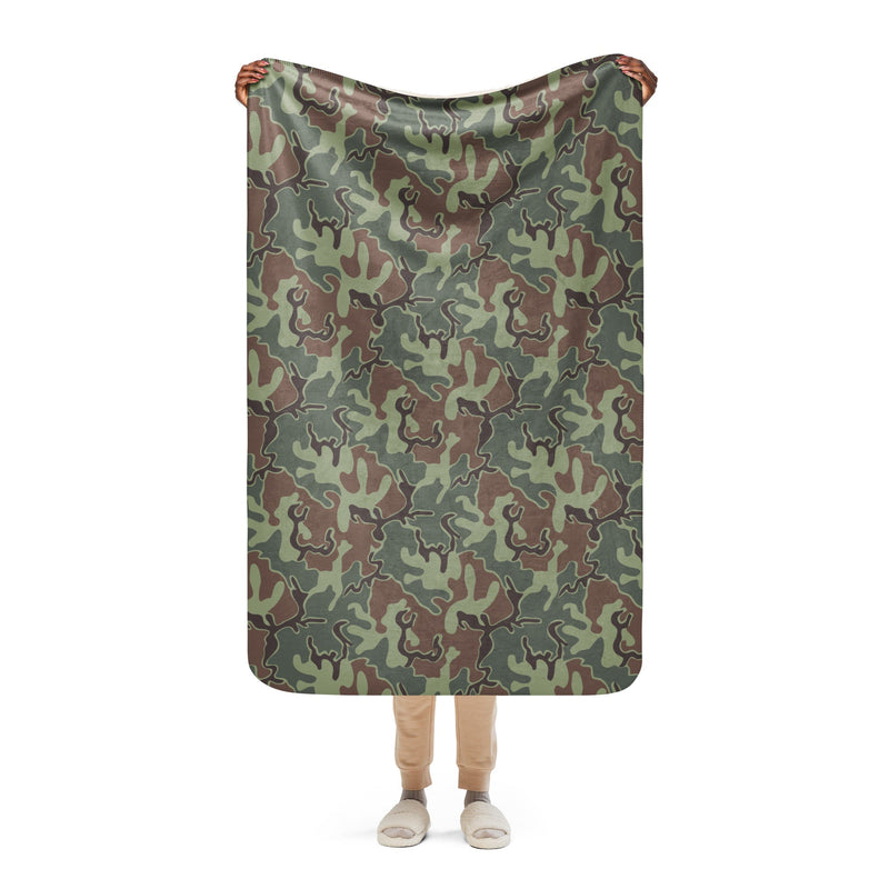 Puzzle South Korean CAMO Sherpa Blanket - 37″×57″