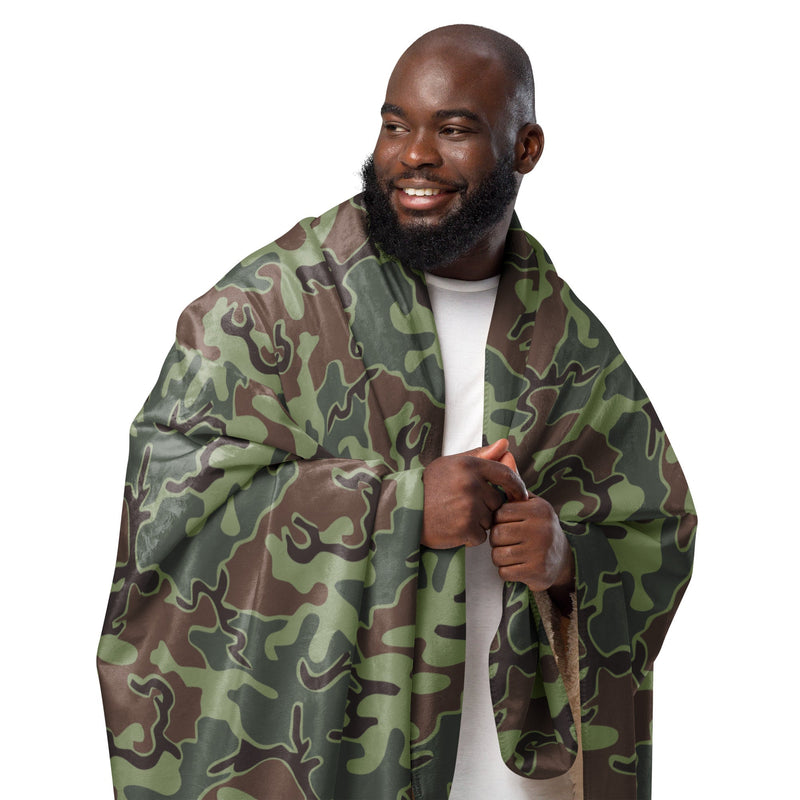 Puzzle South Korean CAMO Sherpa Blanket