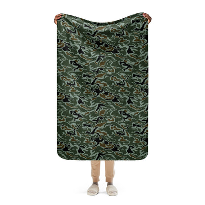 South Korean Special Forces Noodle Swirl CAMO Sherpa blanket - 37″×57″ - Blanket