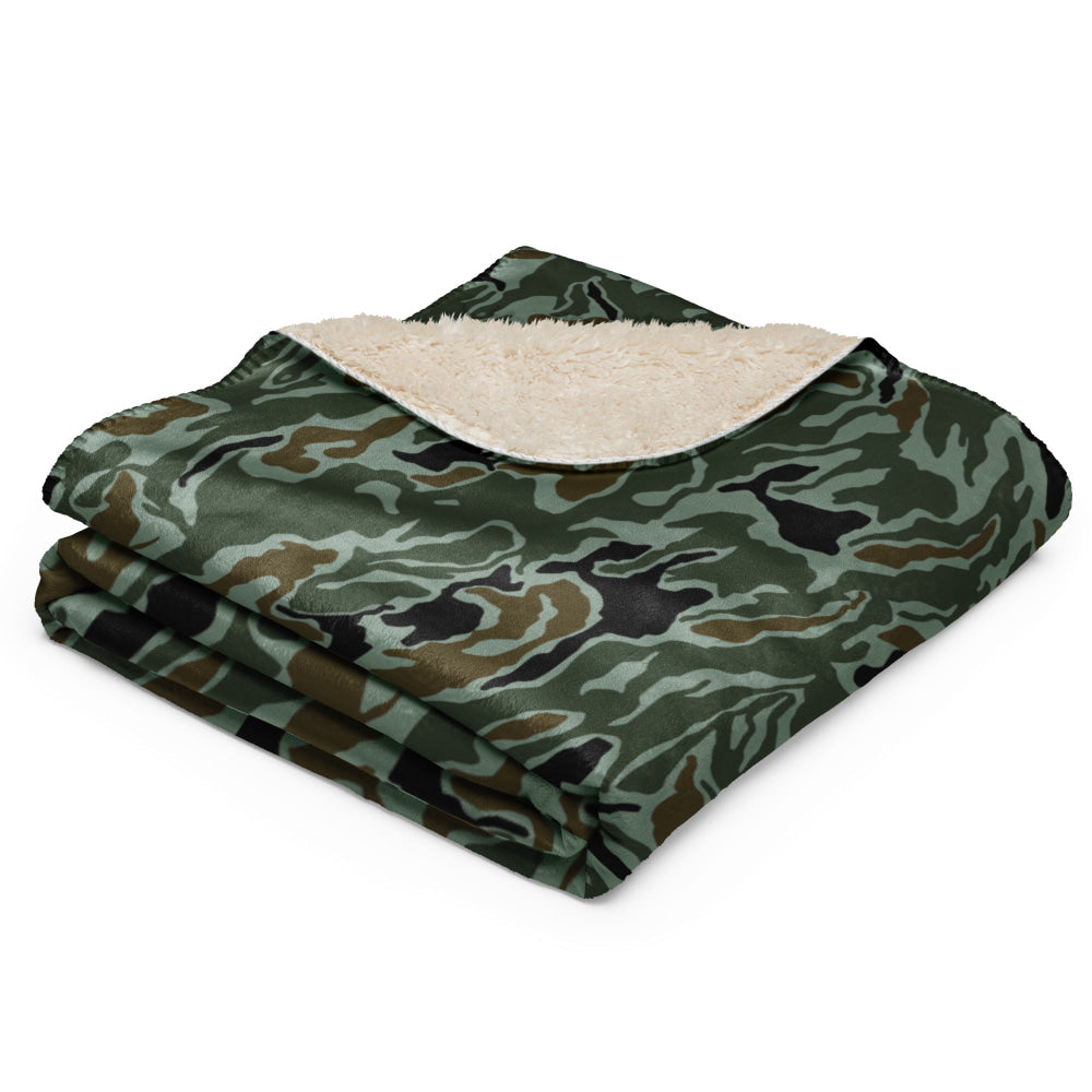 South Korean Special Forces Noodle Swirl CAMO Sherpa blanket - Blanket