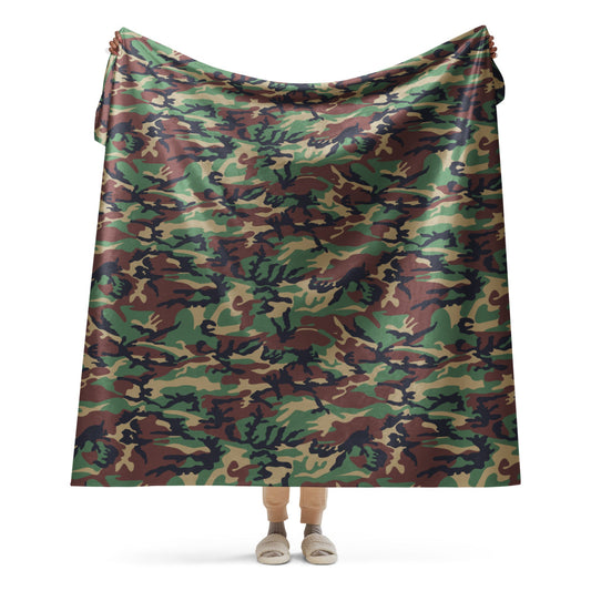 South Korean Tonghab Woodland CAMO Sherpa blanket - 60″×80″ - Blanket