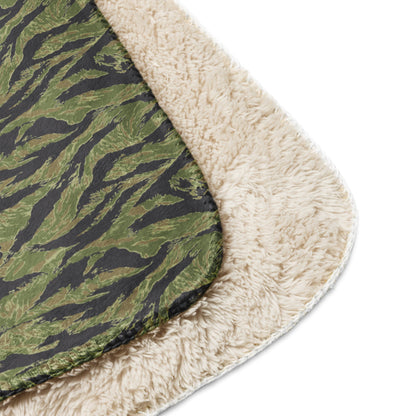 South Vietnam Original Tiger Stripe CAMO Sherpa blanket - Blanket