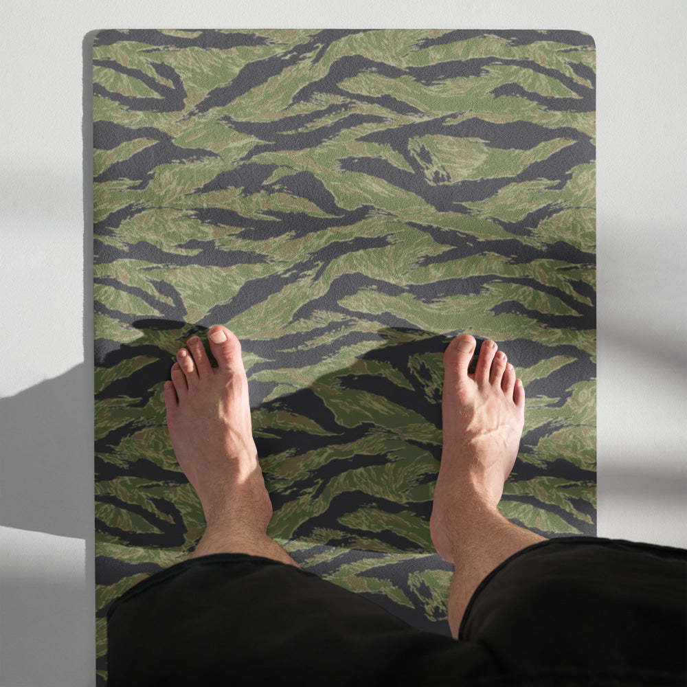 South Vietnam Original Tiger Stripe CAMO Yoga mat - Mat