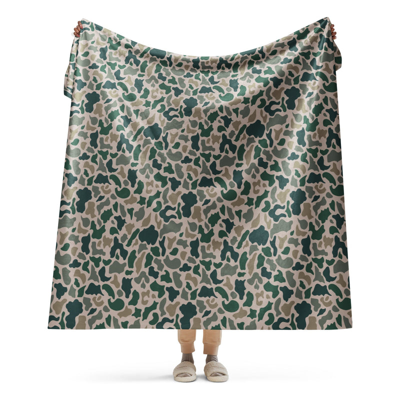 Duck Hunter ARVN Beo Gam CAMO Sherpa Blanket - 60″×80″