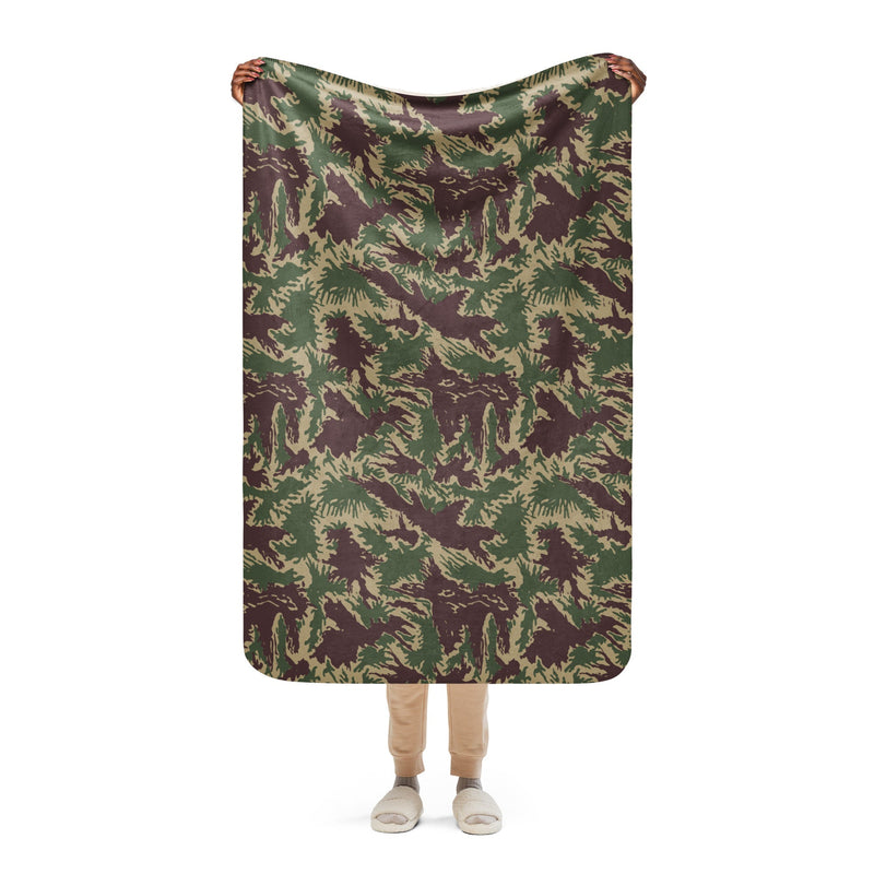 Starburst ARVN CAMO Sherpa Blanket - 37″×57″