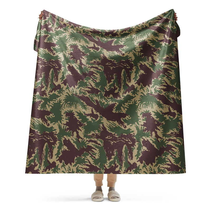 Starburst ARVN CAMO Sherpa Blanket - 60″×80″