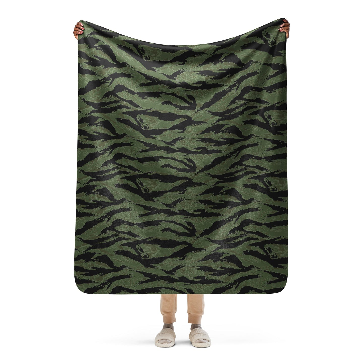 South Vietnamese ARVN Tiger Stripe CAMO Sherpa blanket - 50″×60″ - Blanket