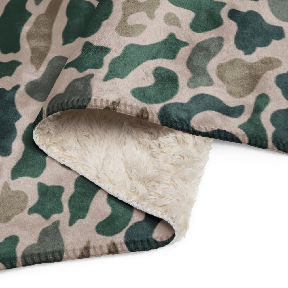 South Vietnamese Beo Gam (Duck Hunter) CAMO Sherpa blanket - Blanket