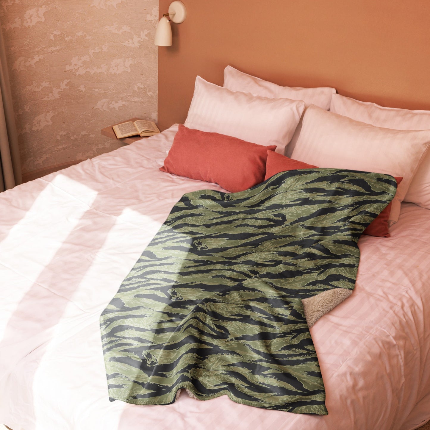 South Vietnamese Sea Wave Tiger Stripe CAMO Sherpa Blanket
