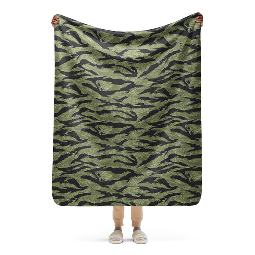 Tiger Stripe Sea Wave CAMO Sherpa Blanket - 50″×60″