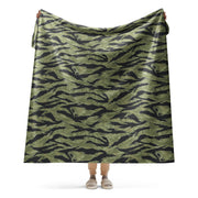 Tiger Stripe Sea Wave CAMO Sherpa Blanket - 60″×80″